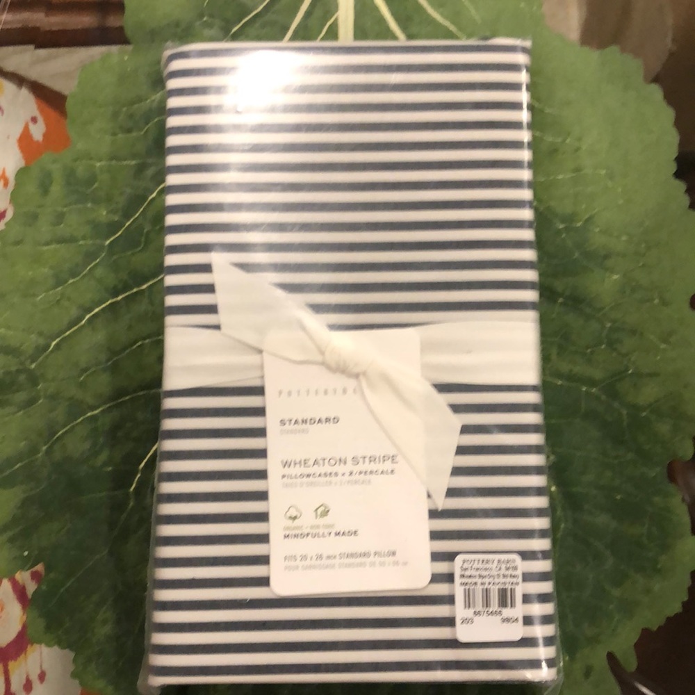 Pottery barn set of two Brand New Wheaton Stripe percale pillow cases 20X26”